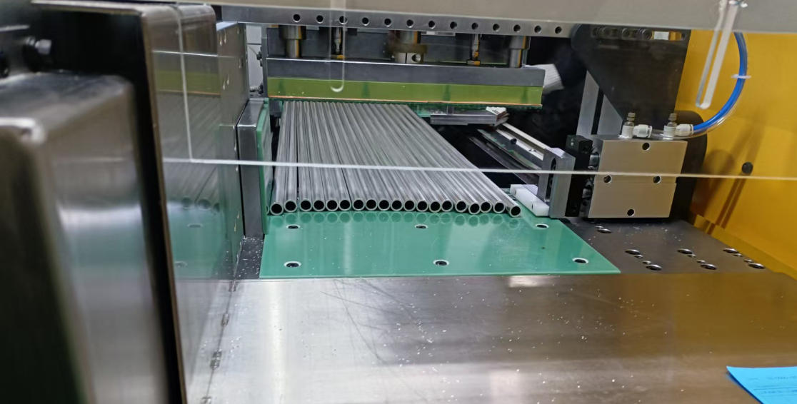 Aluminum Pipe Cutting Machine